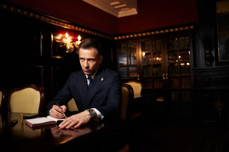 Plná moc: Kdy je potřeba, jak se zřizuje a jak dlouho platí plná moc?