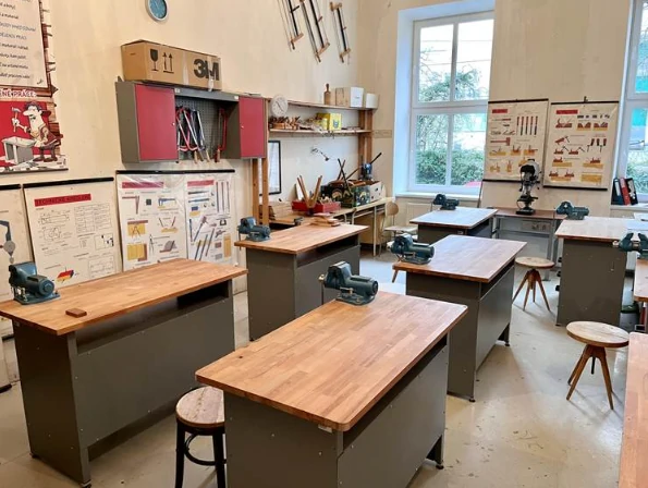 Státní správa - Škola jako místo radosti